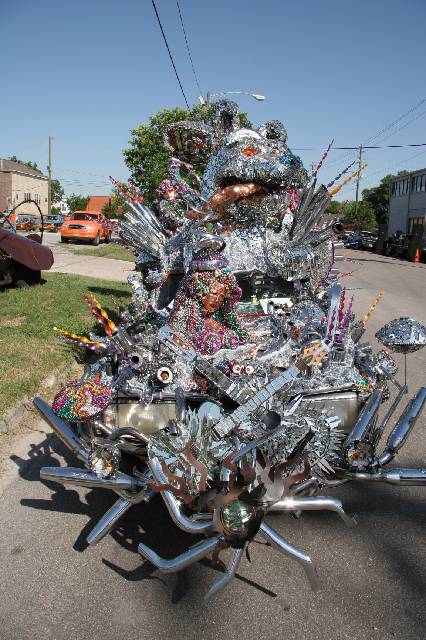 v2006_ArtCar_1_Ball 047 